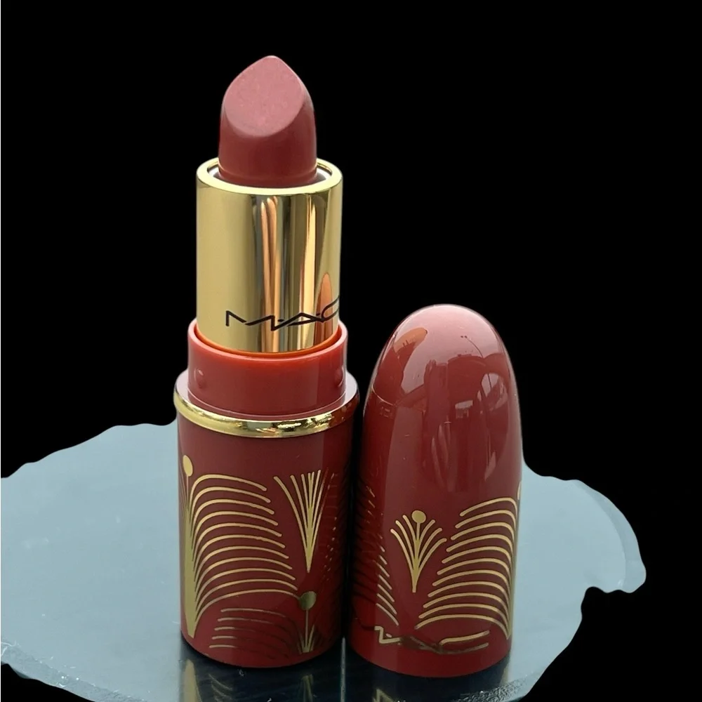 MAC Holiday 2024 Limited Edition Mini Lipstick - EXTRA DESSERT